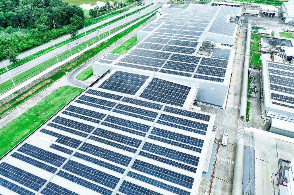 Jak zrobić magazyn energii do fotowoltaiki i zyskać większą niezależność?